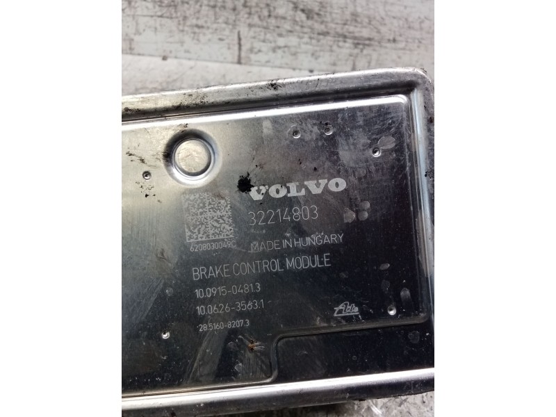 Recambio de abs para volvo v60 ii (225) d3 referencia OEM IAM 32214803 P32214772 