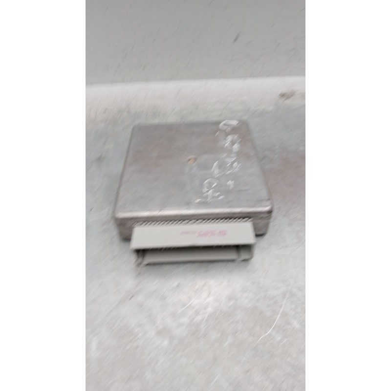 Recambio de centralita motor uce para ford focus i sedán (dfw) 2.0 16v referencia OEM IAM 98ab12a650cgl  