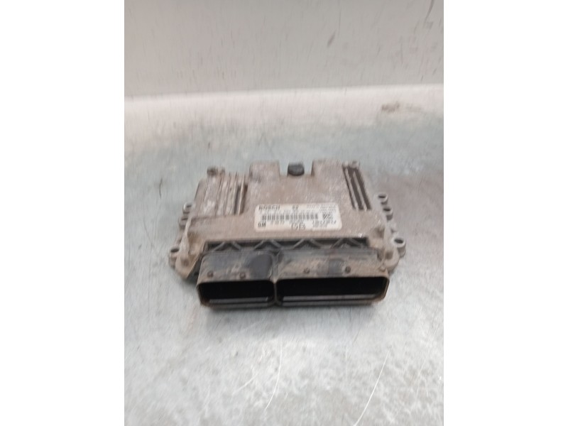 Recambio de centralita motor uce para opel astra h (a04) 1.7 cdti (l48) referencia OEM IAM 0281012694 55560810 8980135190