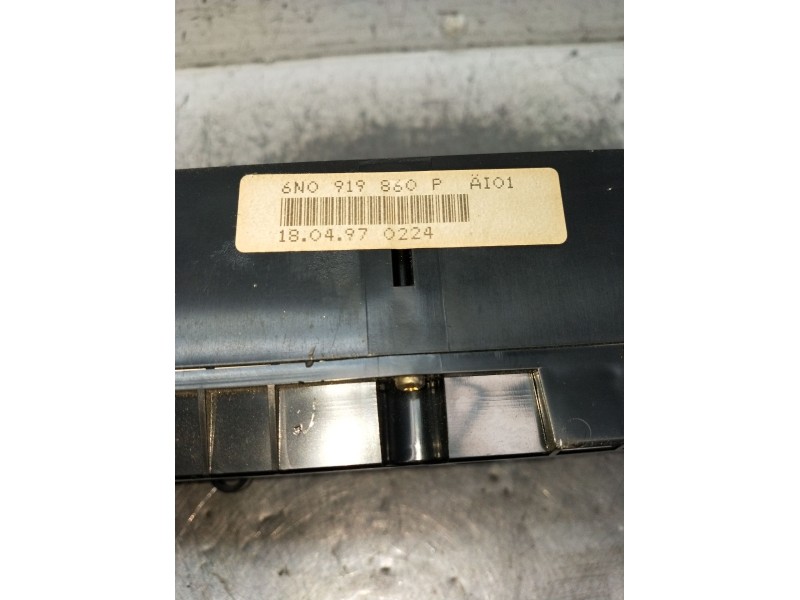 Recambio de cuadro instrumentos para volkswagen polo iii (6n1) 60 1.4 referencia OEM IAM 6N0919860P  