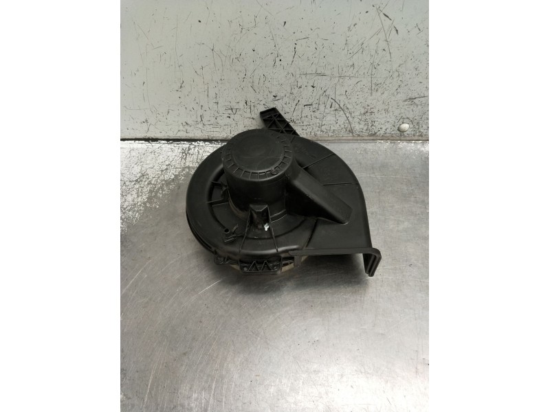 Recambio de motor calefaccion para seat ibiza iii (6l1) 1.4 tdi referencia OEM IAM 6Q1819015G  