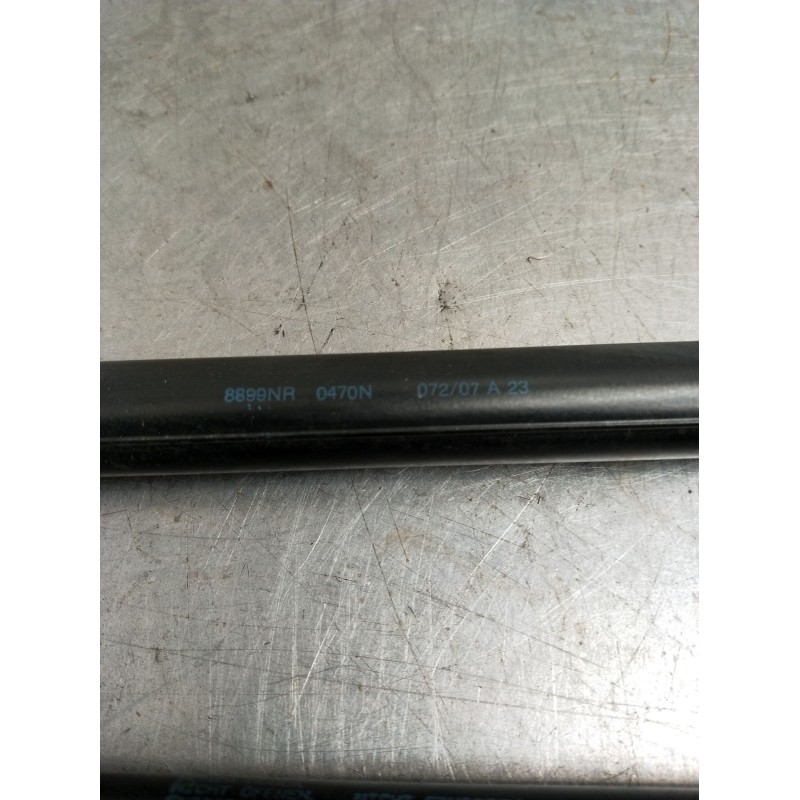Recambio de amortiguadores maletero / porton para seat ibiza iii (6l1) 1.4 tdi referencia OEM IAM 8899nr0470n  