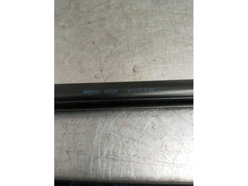 Recambio de amortiguadores maletero / porton para seat ibiza iii (6l1) 1.4 tdi referencia OEM IAM 8899nr0470n  