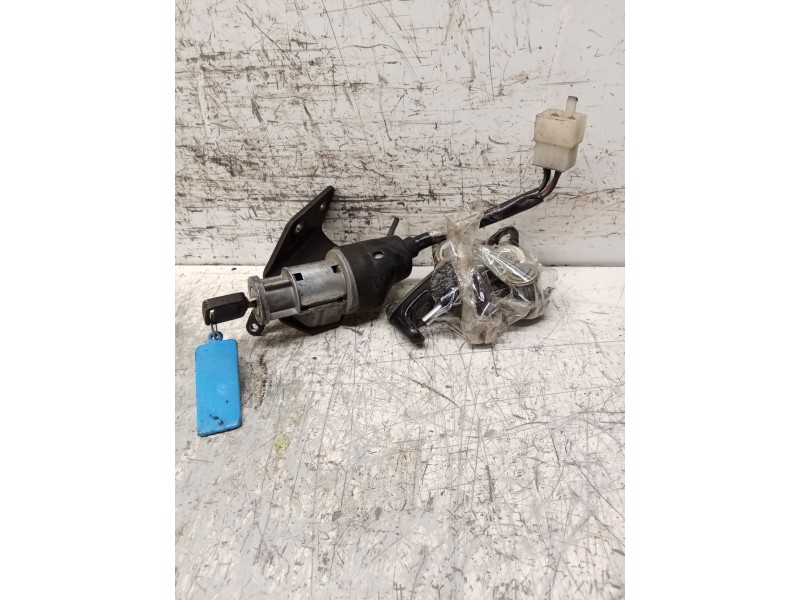 Recambio de conmutador de arranque para honda cn cn 250 helix (mf02) referencia OEM IAM   