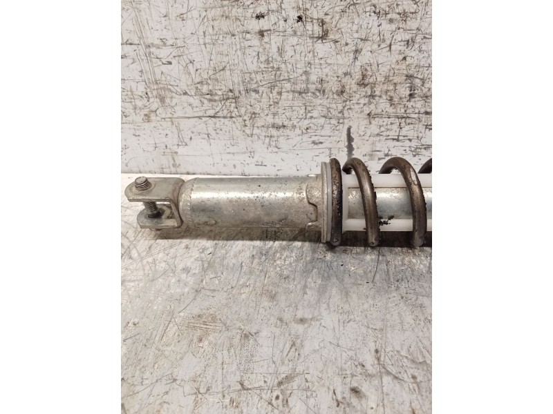 Recambio de amortiguador trasero derecho para honda cn cn 250 helix (mf02) referencia OEM IAM   
