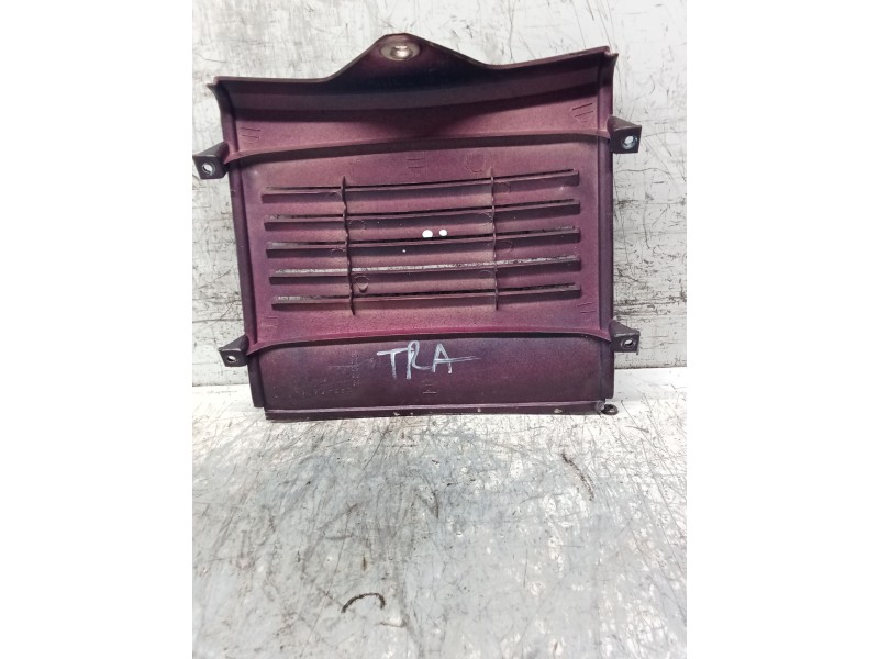 Recambio de molduras traseras para honda cn cn 250 helix (mf02) referencia OEM IAM   