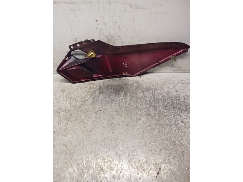 Recambio de molduras delanteras para honda cn cn 250 helix (mf02) referencia OEM IAM LATERAL IZQUIERDO  