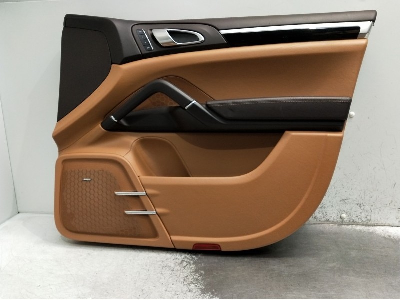 Recambio de juego asientos completo para porsche cayenne (92a) 4.8 s referencia OEM IAM  con tapizados 