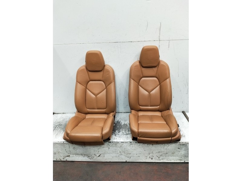 Recambio de juego asientos completo para porsche cayenne (92a) 4.8 s referencia OEM IAM  con tapizados 