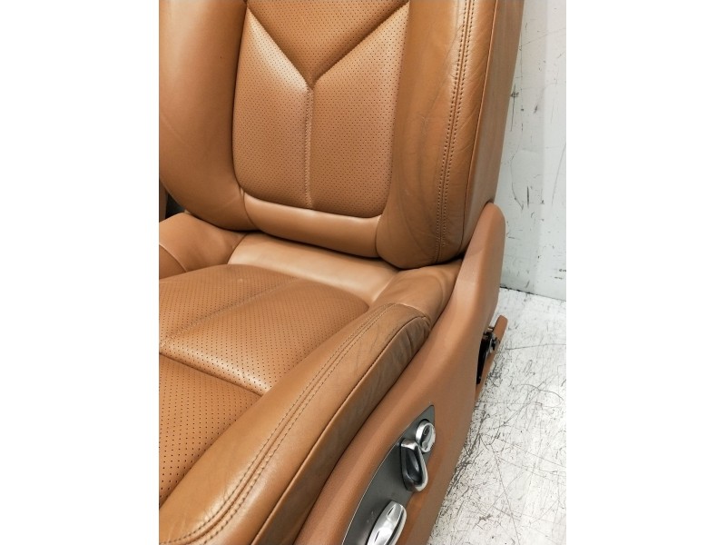 Recambio de juego asientos completo para porsche cayenne (92a) 4.8 s referencia OEM IAM  con tapizados 