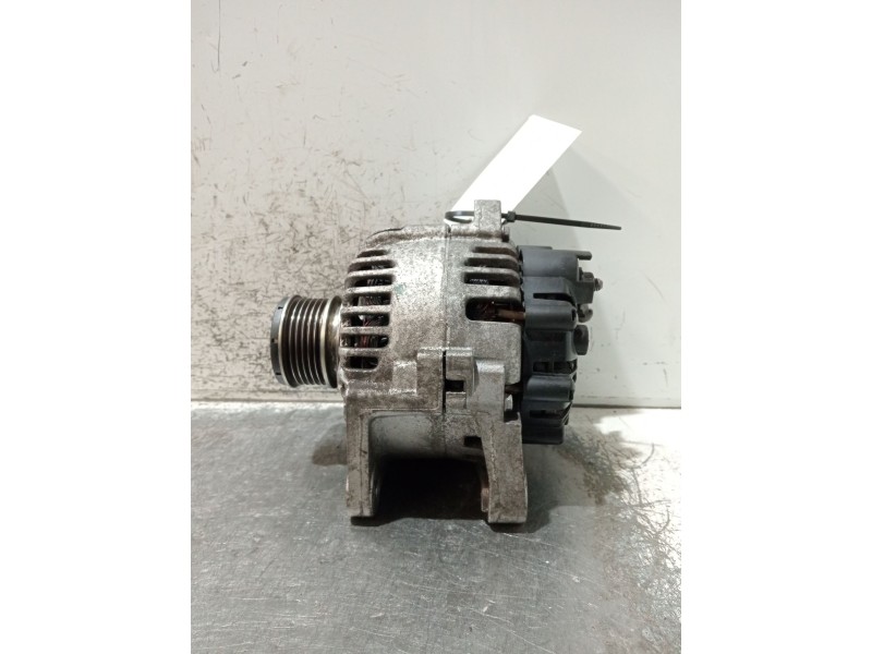 Recambio de alternador para renault scénic ii (jm0/1_) 1.5 dci (jm1e, jm16) referencia OEM IAM 8200772726D 2605275E 