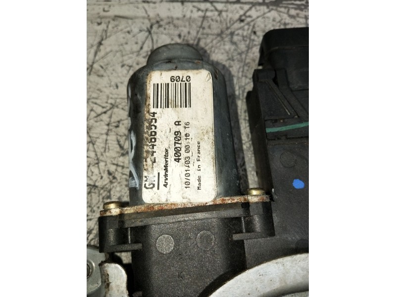 Recambio de elevalunas delantero derecho para opel corsa c (x01) 1.2 (f08, f68) referencia OEM IAM 400709A  3P