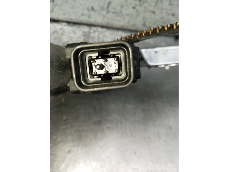 Recambio de elevalunas delantero izquierdo para opel corsa c (x01) 1.2 (f08, f68) referencia OEM IAM 24466593 400708A 3p