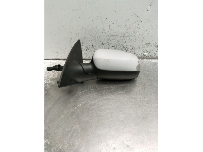 Recambio de retrovisor izquierdo para opel corsa c (x01) 1.2 (f08, f68) referencia OEM IAM   manual