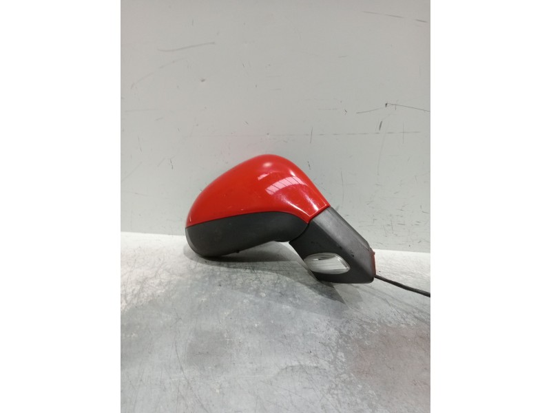 Recambio de retrovisor derecho para peugeot 207 1.4 hdi referencia OEM IAM electrico 2 enchufes 5 y 4 cables 