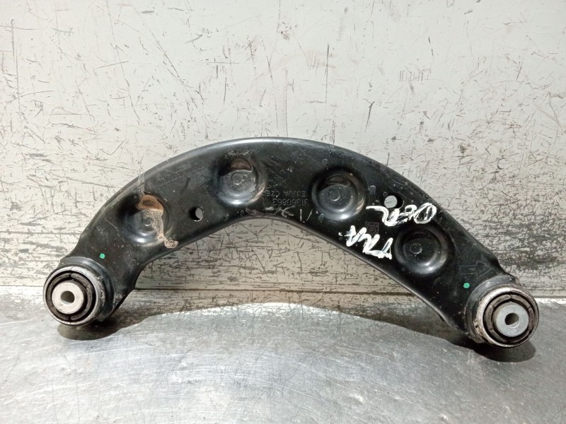 Recambio de brazo suspension superior trasero derecho para volvo v60 ii (225) d3 referencia OEM IAM 31360863  