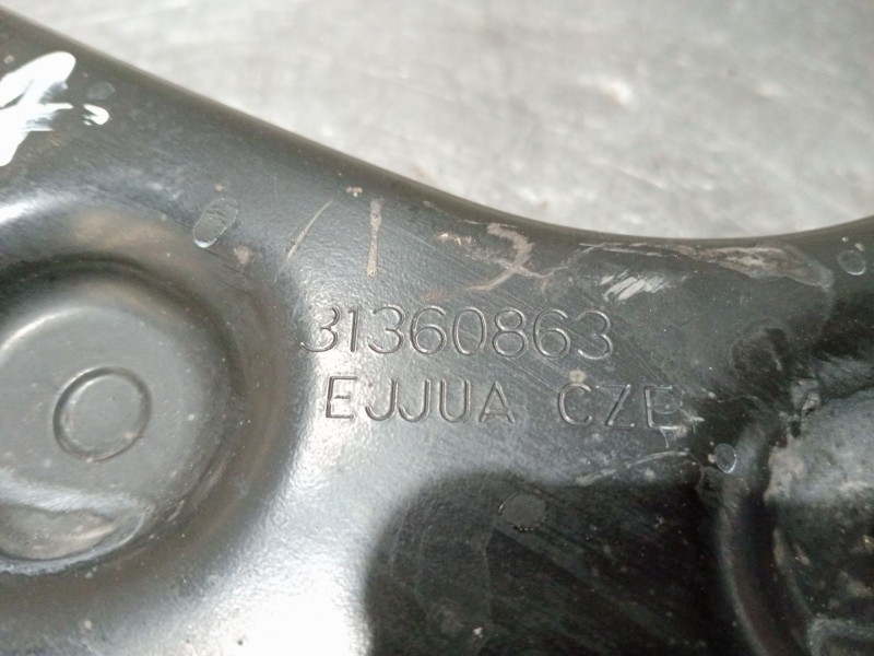 Recambio de brazo suspension superior trasero derecho para volvo v60 ii (225) d3 referencia OEM IAM 31360863  