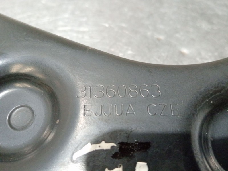 Recambio de brazo suspension superior trasero izquierdo para volvo v60 ii (225) d3 referencia OEM IAM 31360863  