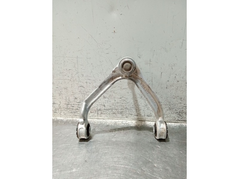 Recambio de brazo suspension superior delantero derecho para volvo v60 ii (225) d3 referencia OEM IAM 31476301  