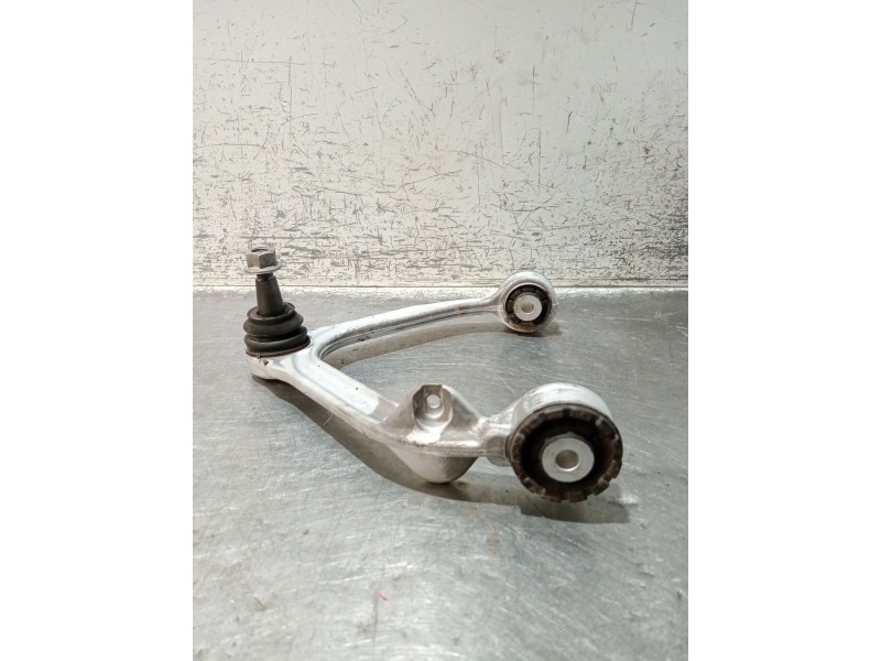 Recambio de brazo suspension superior delantero izquierdo para volvo v60 ii (225) d3 referencia OEM IAM K212702  