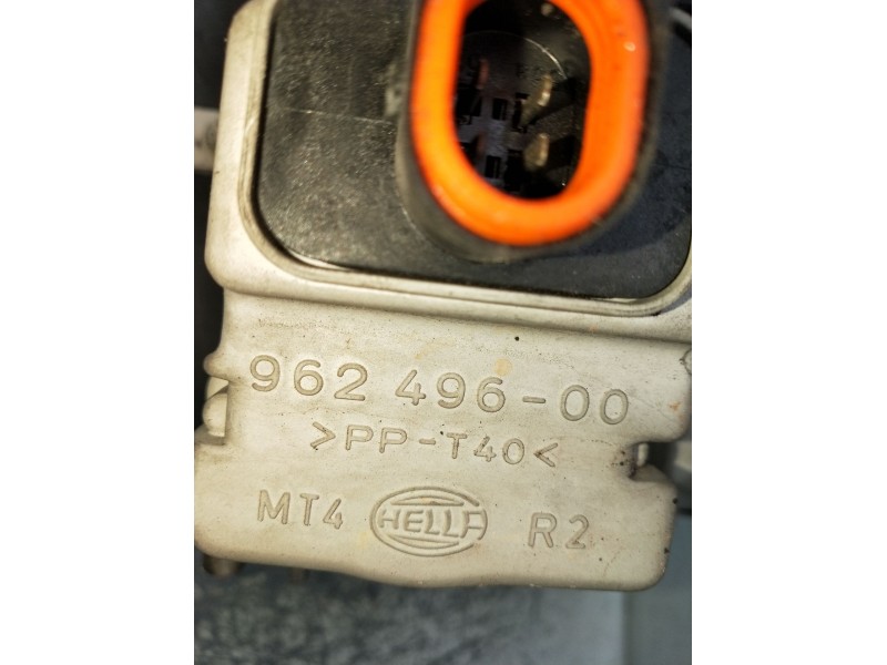 Recambio de faro derecho para volkswagen polo iii (6n1) 60 1.4 referencia OEM IAM 96249600  
