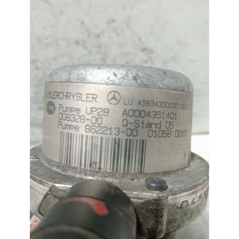 Recambio de depresor freno / bomba vacio para mercedes-benz clase m (w163) ml 270 cdi (163.113) referencia OEM IAM A0004351401 A