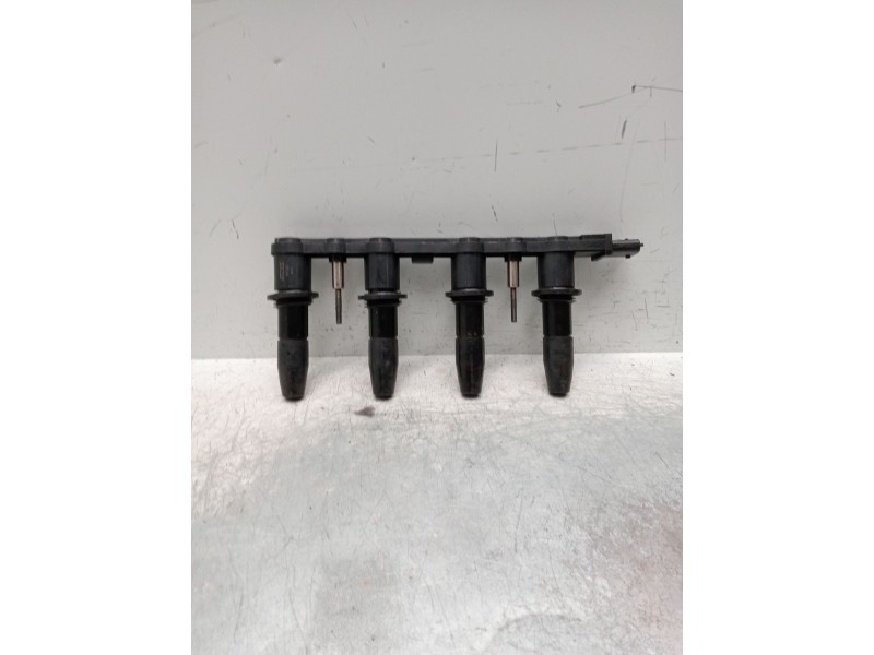 Recambio de bobina encendido para opel zafira / zafira family b (a05) 1.6 (m75) referencia OEM IAM 151209514  