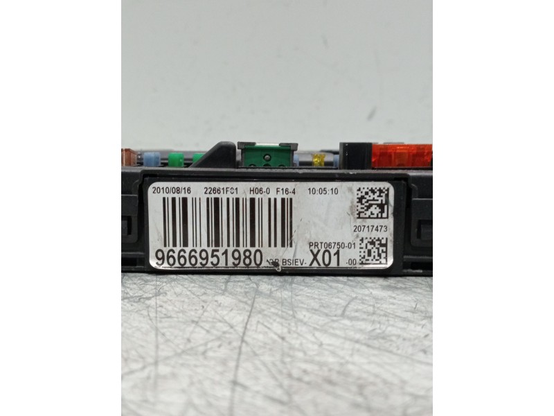 Recambio de caja reles / fusibles para peugeot 207 1.4 hdi referencia OEM IAM 9666951980  