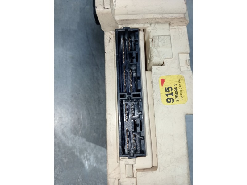 Recambio de caja reles / fusibles para chrysler stratus (ja) 2.0 16v referencia OEM IAM 9153358AB  