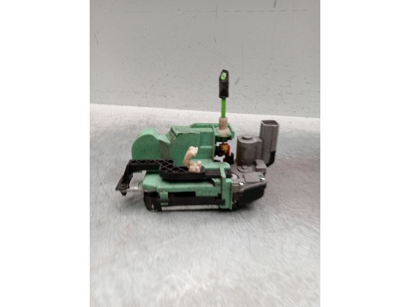 Recambio de motor cierre centralizado trasero derecho para fiat linea (323_, 110_) 1.3 d multijet (323axb11, 323axb1a) referenci