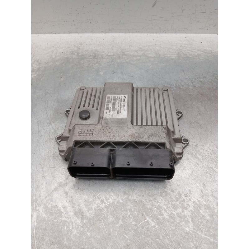 Recambio de centralita motor uce para fiat linea (323_, 110_) 1.3 d multijet (323axb11, 323axb1a) referencia OEM IAM 51806512  