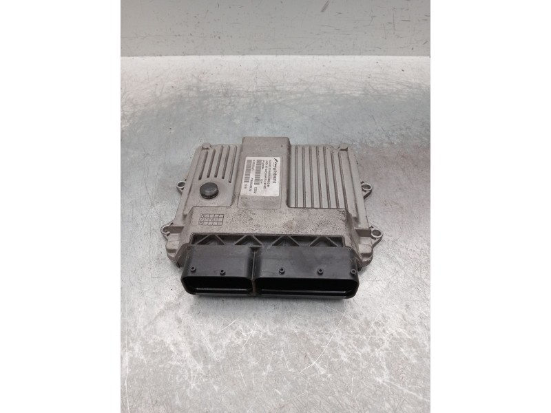 Recambio de centralita motor uce para fiat linea (323_, 110_) 1.3 d multijet (323axb11, 323axb1a) referencia OEM IAM 51806512  