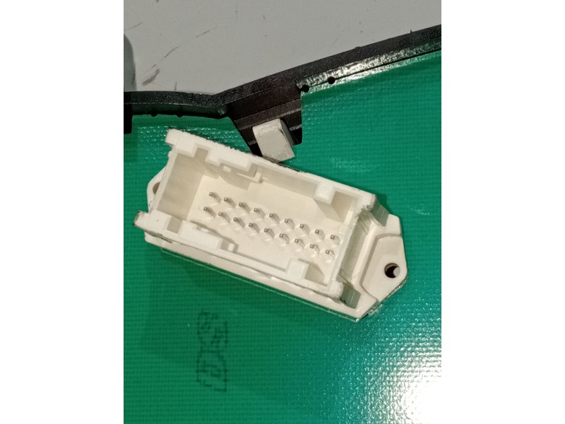 Recambio de cuadro instrumentos para peugeot 207 1.4 hdi referencia OEM IAM 966674918000 a2c53370972 