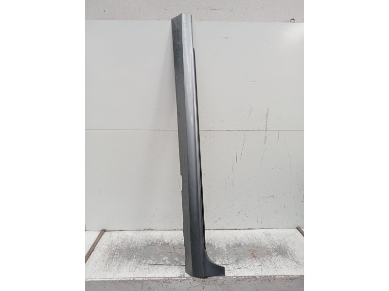 Recambio de faldon lateral para volvo v60 ii (225) d3 referencia OEM IAM IZQUIERDO  