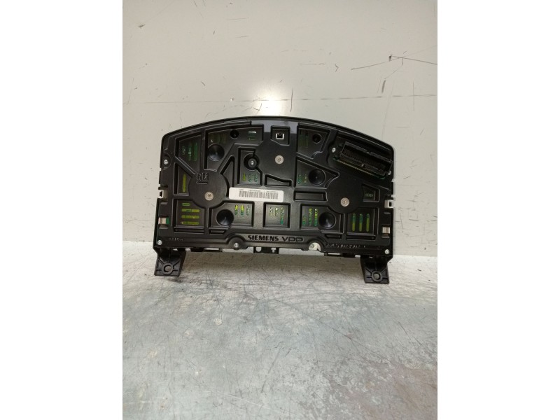 Recambio de cuadro instrumentos para opel zafira / zafira family b (a05) 1.6 (m75) referencia OEM IAM 13216682  
