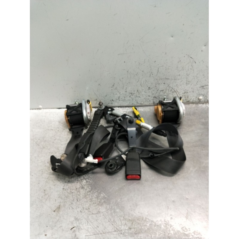 Recambio de juego cinturones delantero para honda accord viii (cu) 2.2 i-dtec (cu3) referencia OEM IAM   4P
