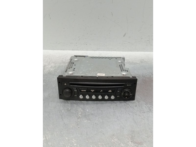 Recambio de sistema audio / radio cd para peugeot 207 1.4 hdi referencia OEM IAM 96662669xt a2c53257827 