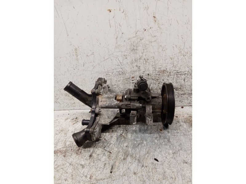 Recambio de bomba direccion para peugeot boxer furgoneta 2.2 hdi 120 referencia OEM IAM 6C113A674AB  