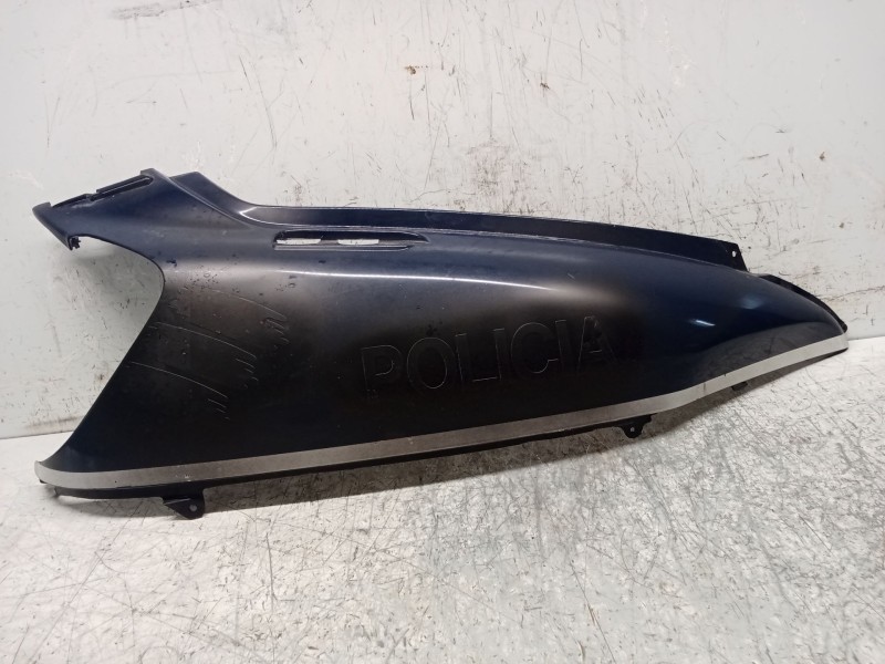 Recambio de molduras delanteras para honda fes fes 250 foresight 2t (mf04) referencia OEM IAM DERECHA  