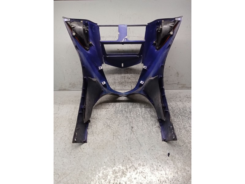 Recambio de molduras delanteras para honda fes fes 250 foresight 2t (mf04) referencia OEM IAM   