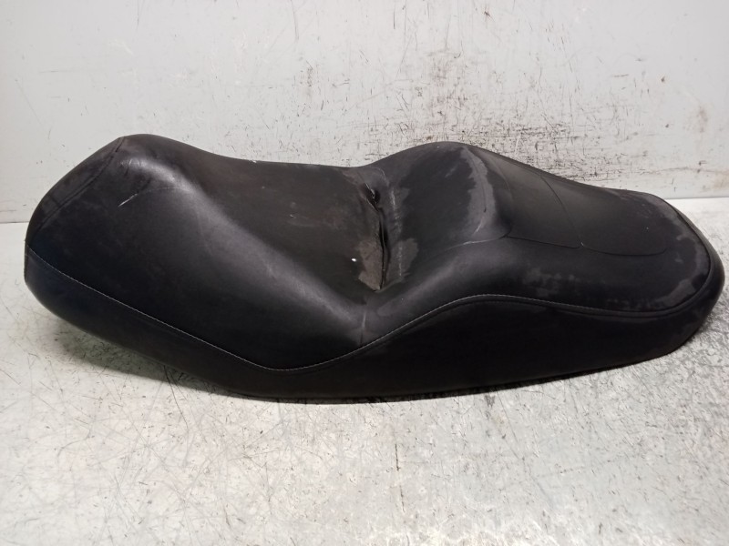 Recambio de asiento para honda fes fes 250 foresight 2t (mf04) referencia OEM IAM   