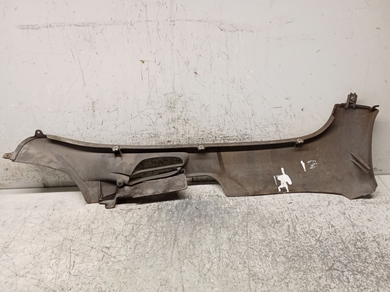 Recambio de moldura para honda fes fes 250 foresight 2t (mf04) referencia OEM IAM LATERAL INFERIOR IZQUIERDO  