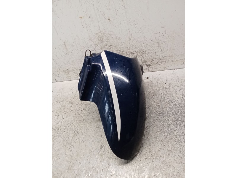 Recambio de molduras delanteras para honda fes fes 250 foresight 2t (mf04) referencia OEM IAM   