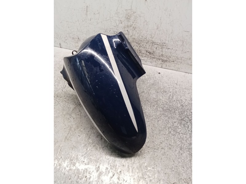 Recambio de molduras delanteras para honda fes fes 250 foresight 2t (mf04) referencia OEM IAM   