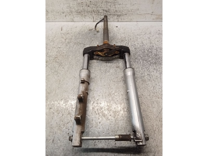 Recambio de amortiguador delantero para honda fes fes 250 foresight 2t (mf04) referencia OEM IAM   