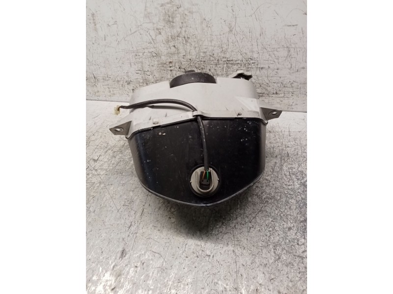 Recambio de faro delantero para honda fes fes 250 foresight 2t (mf04) referencia OEM IAM   