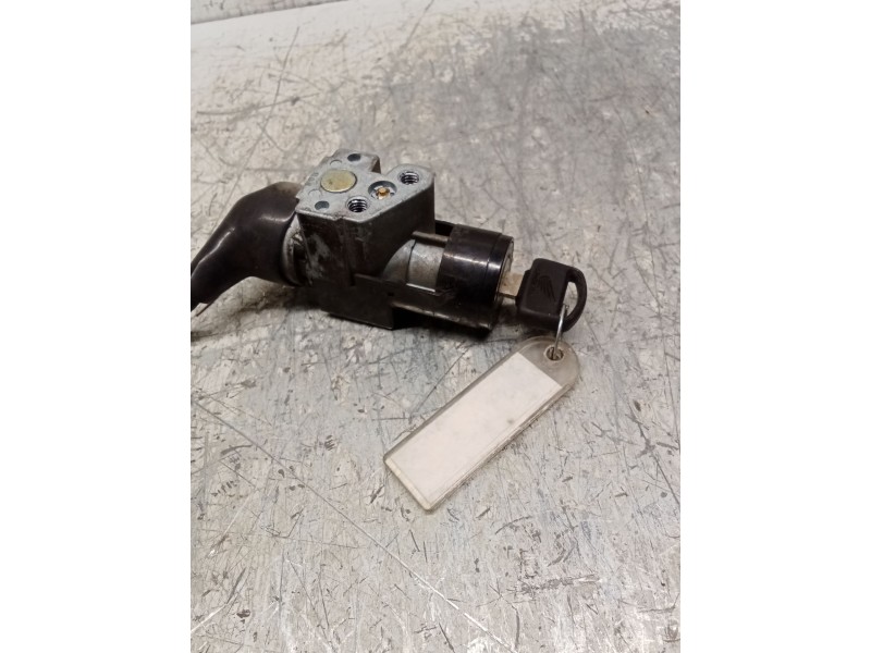Recambio de conmutador de arranque para honda fes fes 250 foresight 2t (mf04) referencia OEM IAM tapa de combustible  