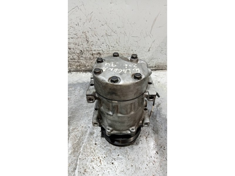 Recambio de compresor aire acondicionado para renault laguna (b56) 2.0 anade referencia OEM IAM SD7H1578158 7700859676D 