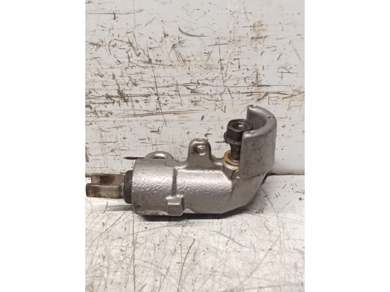 Recambio de bomba freno para honda fes fes 250 foresight 2t (mf04) referencia OEM IAM TRASERO  