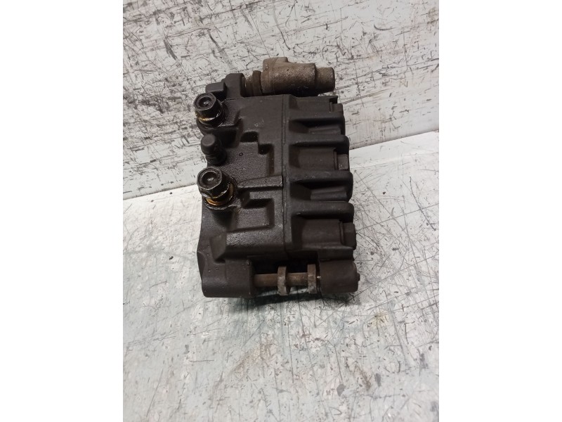 Recambio de pinza freno delantera izquierda para honda fes fes 250 foresight 2t (mf04) referencia OEM IAM   